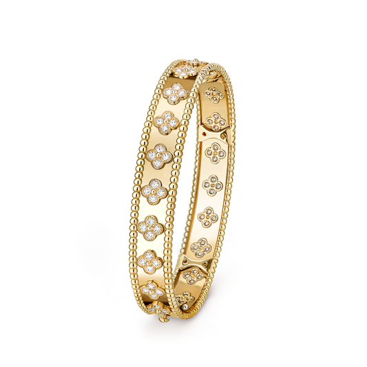 Luxury Gold Clover Bangle Bracelet – Diamond-Style Floral Bangle for Women